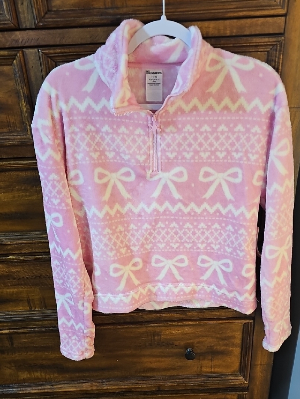 No Boundaries, Womens Sz Small 4-6 Plus 1/4 Zip. Pink And White!! Gorgeous!